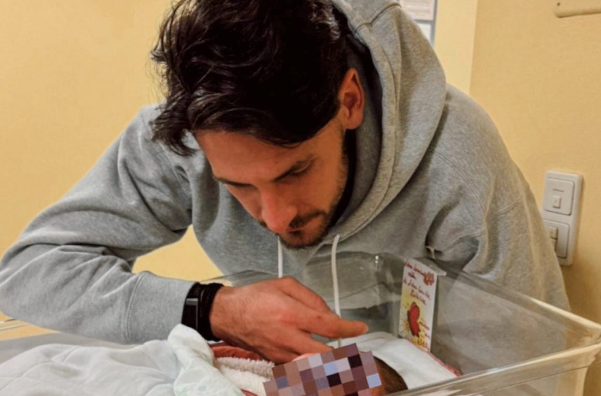 5ea3710f-f33d-4bc4-97be-e19cdf4da3ed